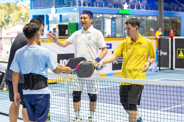 Tranh tài sôi nổi giải pickleball doanh nghiệp – doanh nhân TP.HCM 2025- Ảnh 1. Tranh tài sôi nổi giải pickleball doanh nghiệp – doanh nhân TP.HCM 2025- Ảnh 1.
