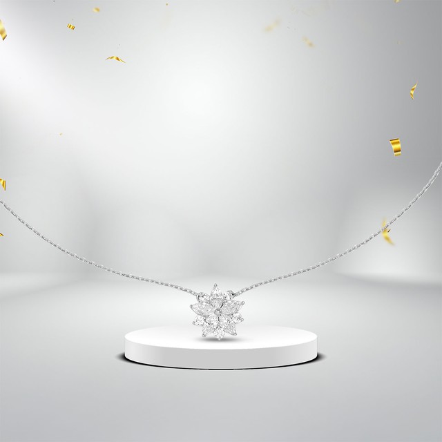 Rạng ngời mùa lễ hội với 3 mẫu dây cổ đính đá PNJ - Ảnh 2.