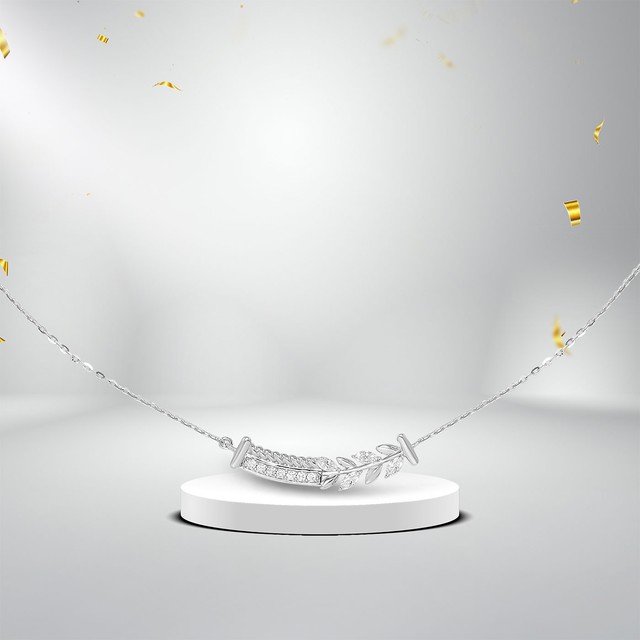 Rạng ngời mùa lễ hội với 3 mẫu dây cổ đính đá PNJ - Ảnh 3.