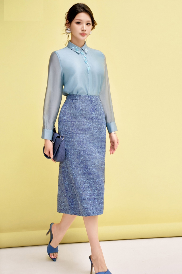 Diện mạo mới của chân váy bút chì trong tủ đồ công sở hiện đại Diện mạo mới của chân váy bút chì trong tủ đồ công sở hiện đại- Ảnh 2.