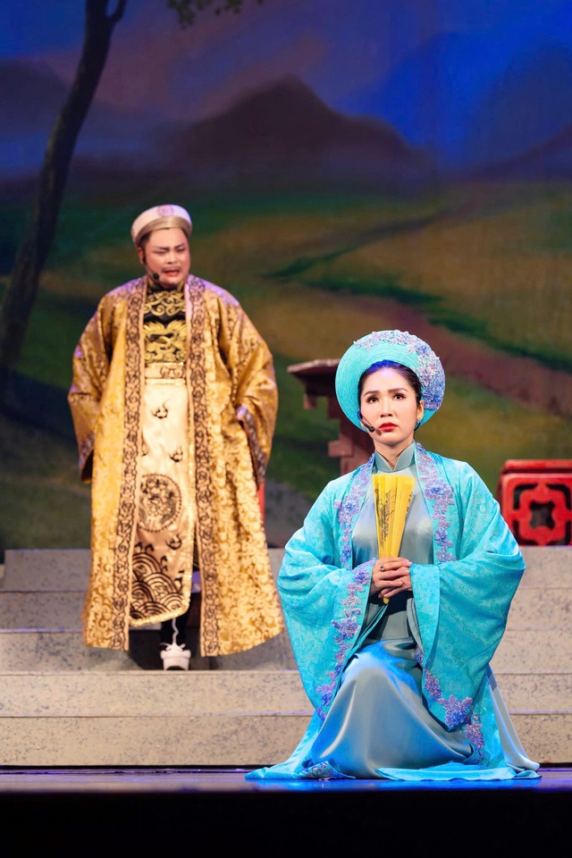 'Hoa hậu cải lương' Như Huỳnh chia sẻ về vai diễn Hồ Xu&acirc;n Hương - Ảnh 2.