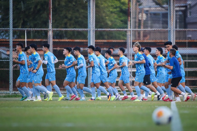 U.23 Việt Nam tập buổi đầu ti&ecirc;n tại Th&aacute;i Lan, điều &iacute;t biết về s&acirc;n b&atilde;i... - Ảnh 3.