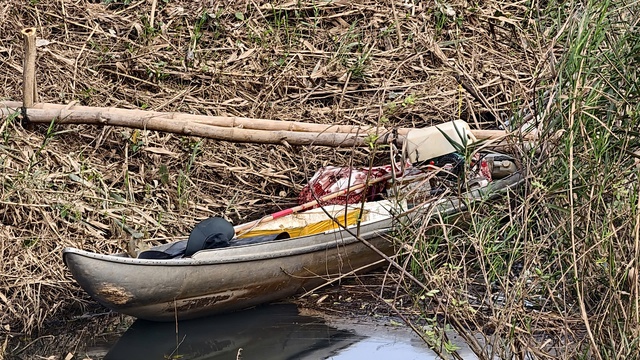 Công an điều tra nguyên nhân người đàn ông tử vong trên ghe ở sông Trà Khúc- Ảnh 3. Công an điều tra nguyên nhân người đàn ông tử vong trên ghe ở sông Trà Khúc- Ảnh 3.