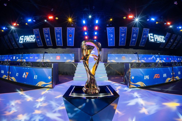 Hai đội PUBG Mobile Việt Nam tranh tài ngôi vô địch thế giới tại 2025 PMGC - Ảnh 1.