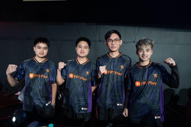 Hai đội PUBG Mobile Việt Nam tranh tài ngôi vô địch thế giới tại 2025 PMGC - Ảnh 5.