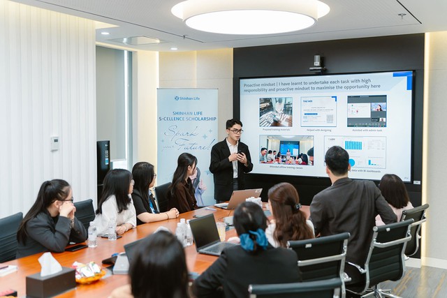Shinhan Life Việt Nam đồng hành cùng người trẻ định hướng nghề nghiệp tương lai - Ảnh 3.