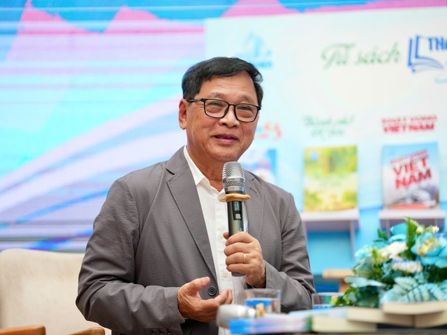 Đề xuất xây dựng tủ sách gia đình vào tiêu chí danh hiệu 'Gia đình văn hóa'- Ảnh 3. Đề xuất xây dựng tủ sách gia đình vào tiêu chí danh hiệu 'Gia đình văn hóa'- Ảnh 3.