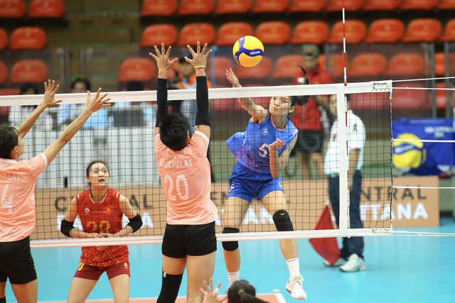 Sao Thanh Thúy dự bị, bóng chuyền nữ Việt Nam vẫn dễ dàng đè bẹp Myanmar- Ảnh 2. Sao Thanh Thúy dự bị, bóng chuyền nữ Việt Nam vẫn dễ dàng đè bẹp Myanmar- Ảnh 2.