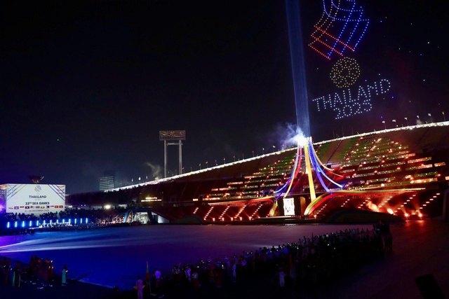 Lộ đối tác ôm ‘show’ lễ khai mạc SEA Games 33 cực kỳ ‘thảm họa, sẽ làm tiếp bế mạc: Hãi hùng!- Ảnh 2. Lộ đối tác ôm ‘show’ lễ khai mạc SEA Games 33 cực kỳ ‘thảm họa, sẽ làm tiếp bế mạc: Hãi hùng!- Ảnh 2.