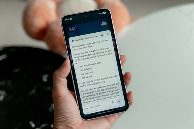 Top 5 điện thoại đáng mua năm 2025: Thời thượng mà đủ thông minh cho giới trẻ - Ảnh 2.