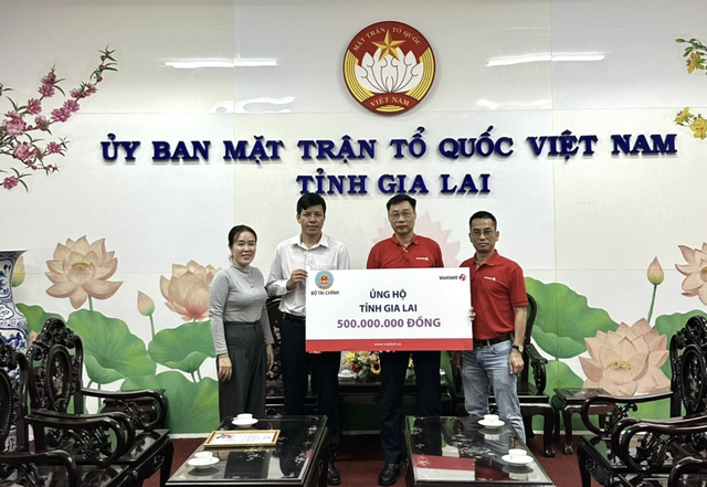 Mua vé Vietlott trên điện thoại, một người ở Hà Nội trúng gần 62 tỉ đồng- Ảnh 3. Mua vé Vietlott trên điện thoại, một người ở Hà Nội trúng gần 62 tỉ đồng- Ảnh 3.