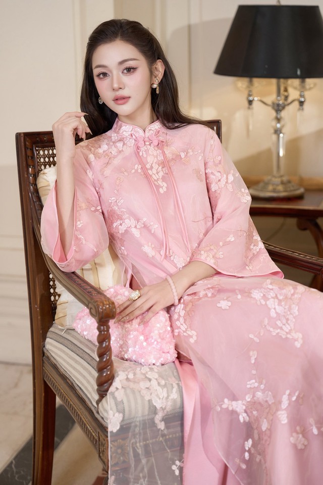 5 gam màu áo dài không thể thiếu mùa tết 2026 - Ảnh 12.