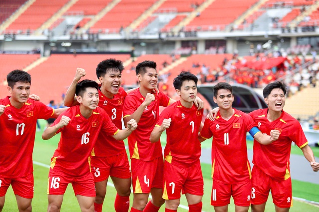 U.23 Philippines đáng ngại cỡ nào, thầy trò HLV Kim Sang-sik phải ‘cảnh giác’ những ai?- Ảnh 3. U.23 Philippines đáng ngại cỡ nào, thầy trò HLV Kim Sang-sik phải ‘cảnh giác’ những ai?- Ảnh 3.