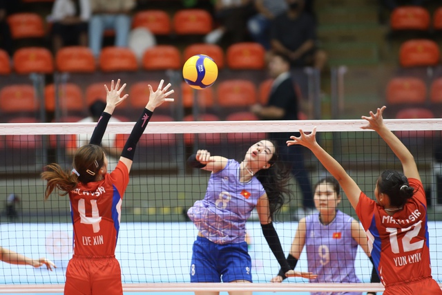 Ngôi sao số 1 bóng chuyền Việt Nam Thanh Thúy chưa xuất trận, chờ đối đầu Indonesia- Ảnh 2. Ngôi sao số 1 bóng chuyền Việt Nam Thanh Thúy chưa xuất trận, chờ đối đầu Indonesia- Ảnh 2.