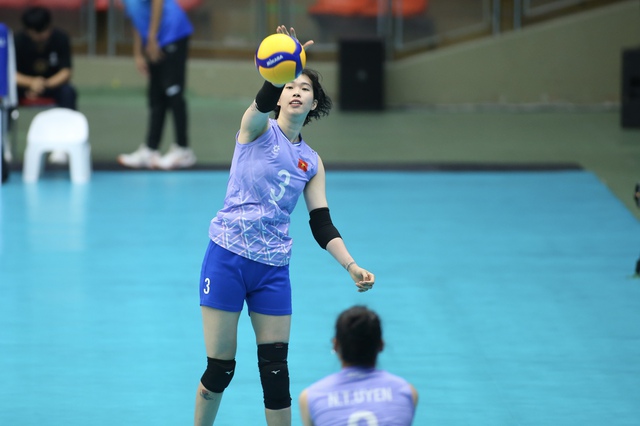 Ngôi sao số 1 bóng chuyền Việt Nam Thanh Thúy chưa xuất trận, chờ đối đầu Indonesia- Ảnh 3. Ngôi sao số 1 bóng chuyền Việt Nam Thanh Thúy chưa xuất trận, chờ đối đầu Indonesia- Ảnh 3.