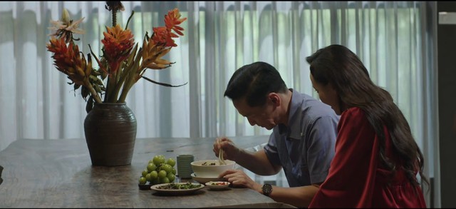 Vì sao vai diễn của NSND Trung Anh ‘gây bão’ phim giờ vàng?- Ảnh 3. Vì sao vai diễn của NSND Trung Anh ‘gây bão’ phim giờ vàng?- Ảnh 3.