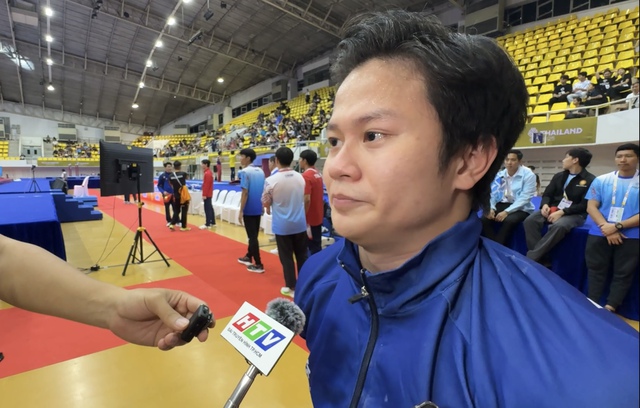 Nước mắt nhà vô địch SEA Games 33 Nguyễn Văn Khánh Phong: 'Ba ơi, con đã làm được rồi'- Ảnh 1.