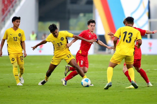 Lý do U.23 Malaysia có thể gây sốc cho Thái Lan, HLV nói gì về U.23 Việt Nam?- Ảnh 2. Lý do U.23 Malaysia có thể gây sốc cho Thái Lan, HLV nói gì về U.23 Việt Nam?- Ảnh 2.