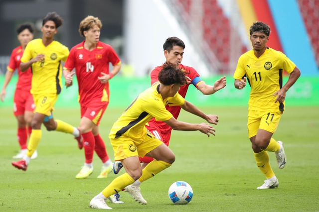 ບານເຕະຊີເກມ 33, ຫວຽດນາມ U.23 2-0 ມາເລເຊຍ U.23: ມິງຟຸກ ເພີ່ມຄະແນນ - ພາບ 1.