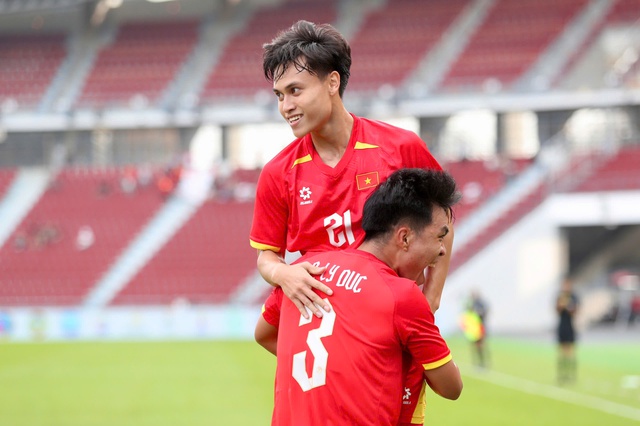 ບານເຕະຊີເກມ 33, ຫວຽດນາມ U.23 2-0 ມາເລເຊຍ U.23: ມິນຟຸກ ເພີ່ມຄະແນນ - ພາບ 2.