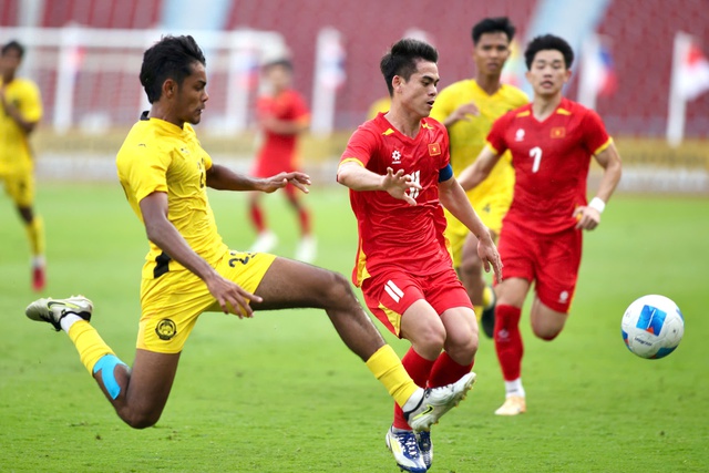 Báo Malaysia: ‘U.23 thắng bằng đẳng cấp vượt trội khiến đối thủ choáng váng’- Ảnh 2. Báo Malaysia: ‘U.23 thắng bằng đẳng cấp vượt trội khiến đối thủ choáng váng’- Ảnh 2.