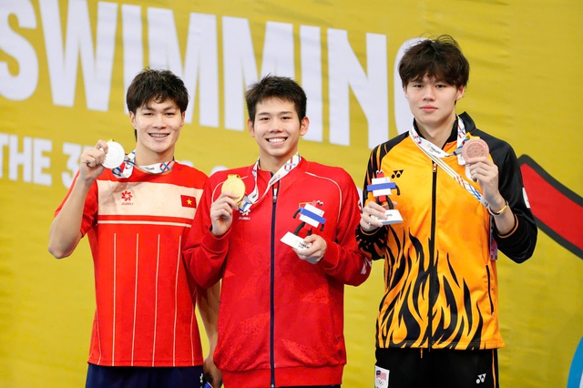 Kình ngư Malaysia xúc động ca ngợi chị em Ánh Viên - Quang Thuấn: Thật tuyệt vời!- Ảnh 1. Kình ngư Malaysia xúc động ca ngợi chị em Ánh Viên - Quang Thuấn: Thật tuyệt vời!- Ảnh 1.