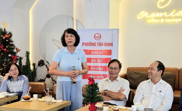 Phường trung tâm TP.HCM dùng trụ sở dôi dư làm điểm sinh hoạt khu phố- Ảnh 1.