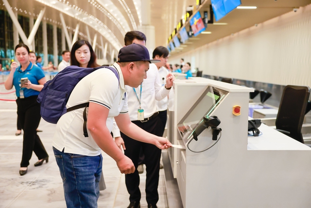 - Ảnh 1. - Ảnh 1.