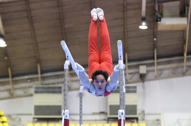 Đinh Phương Thành và kỷ lục đặc biệt của sự nghiệp- Ảnh 2. Đinh Phương Thành và kỷ lục đặc biệt của sự nghiệp- Ảnh 2.