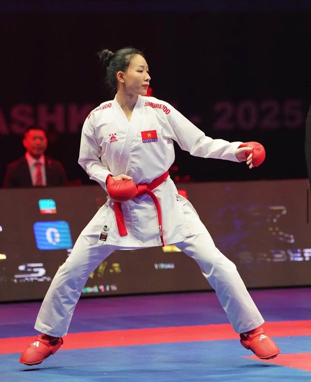 Mỹ Tâm và Đinh Thị Hương hái vàng karate cả 2 kỳ SEA Games, tài sắc vẹn toàn!- Ảnh 3. Mỹ Tâm và Đinh Thị Hương hái vàng karate cả 2 kỳ SEA Games, tài sắc vẹn toàn!- Ảnh 3.