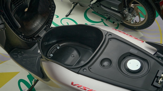 Xe tay ga quốc dân Honda Vision có phối màu mới, giá từ 31,9 triệu đồng - Ảnh 5. Xe tay ga quốc dân Honda Vision có phối màu mới, giá từ 31,9 triệu đồng - Ảnh 5.