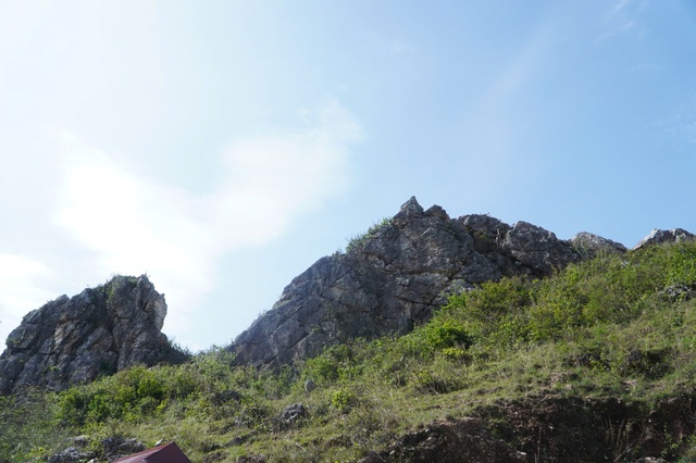 Huyền tích ông Khổng Lồ và ngọn núi Xương Cá ven đầm Thị Nại- Ảnh 4. Huyền tích ông Khổng Lồ và ngọn núi Xương Cá ven đầm Thị Nại- Ảnh 4.