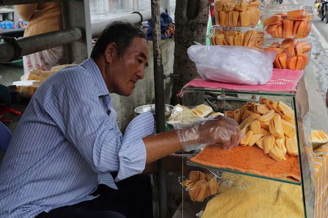 Những mùa tết trên ghe và cuộc sống bên Kênh Tẻ - Ảnh 3. Những mùa tết trên ghe và cuộc sống bên Kênh Tẻ - Ảnh 3.