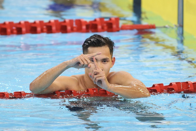 Xứng danh 'Hoàng tử ếch': Thanh Bảo đẹp trai, 6 múi, lại còn cực thương người yêu- Ảnh 4. Xứng danh 'Hoàng tử ếch': Thanh Bảo đẹp trai, 6 múi, lại còn cực thương người yêu- Ảnh 4.