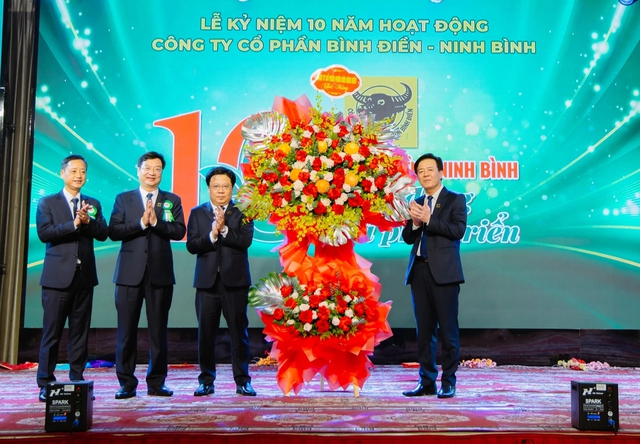 Bí quyết đạt doanh thu 10.000 tỉ đồng của phân bón Đầu Trâu Ninh Bình  - Ảnh 1.