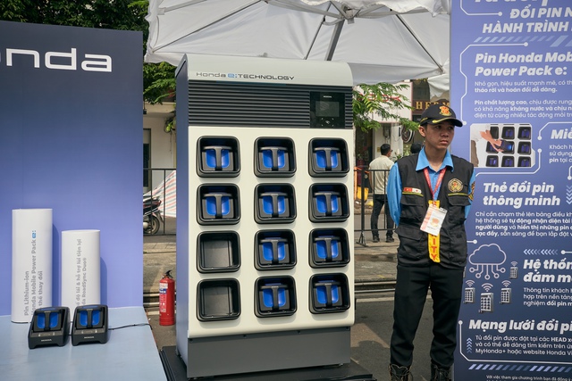 Honda rục rịch triển khai trạm đổi pin cho xe m&aacute;y điện năm 2026 - Ảnh 1.