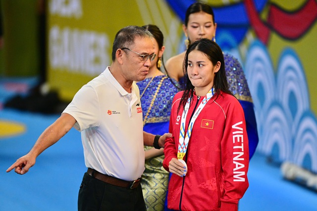 Xứng danh 'Hoàng tử ếch': Thanh Bảo đẹp trai, 6 múi, lại còn cực thương người yêu- Ảnh 7. Xứng danh 'Hoàng tử ếch': Thanh Bảo đẹp trai, 6 múi, lại còn cực thương người yêu- Ảnh 7.