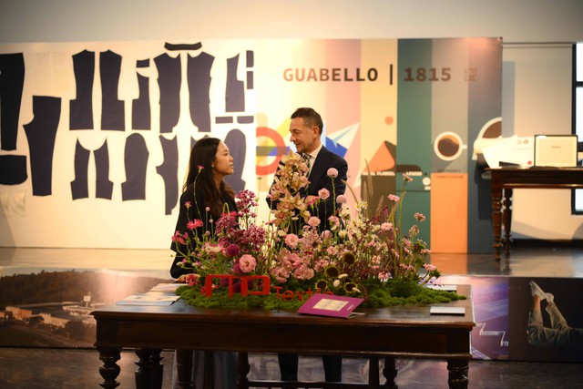 Kể chuyện di sản bằng chất liệu thời trang- Ảnh 1. Kể chuyện di sản bằng chất liệu thời trang- Ảnh 1.