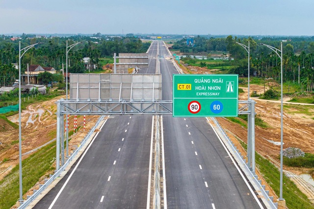 Giải 'cơn khát' vốn cho hạ tầng chiến lược- Ảnh 3. Giải 'cơn khát' vốn cho hạ tầng chiến lược- Ảnh 3.