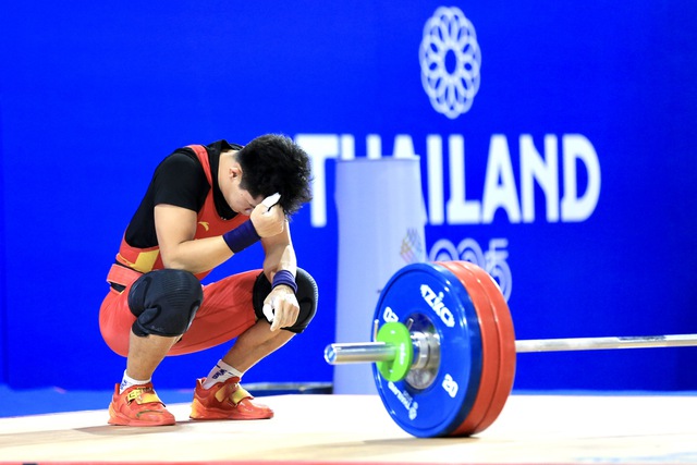 Lực sĩ cử tạ Việt Nam kh&ocirc;ng thể bảo vệ th&agrave;nh c&ocirc;ng HCV SEA Games- Ảnh 6.