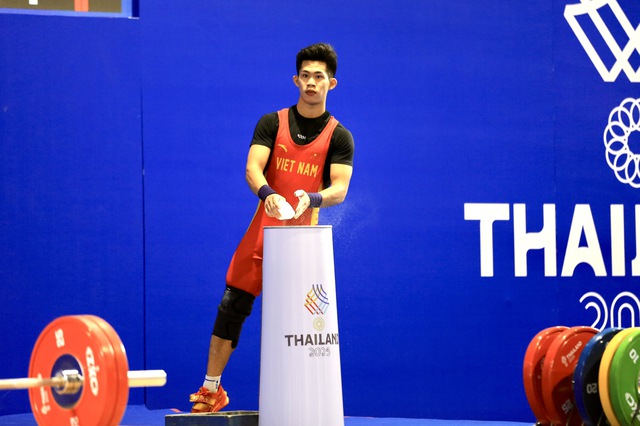 Lực sĩ cử tạ Việt Nam kh&ocirc;ng thể bảo vệ th&agrave;nh c&ocirc;ng HCV SEA Games- Ảnh 1.