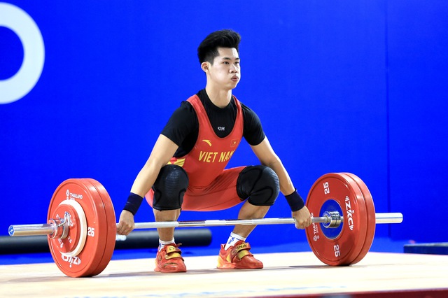 Lực sĩ cử tạ Việt Nam kh&ocirc;ng thể bảo vệ th&agrave;nh c&ocirc;ng HCV SEA Games- Ảnh 2.