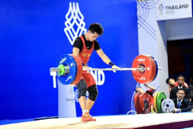 Lực sĩ cử tạ Việt Nam kh&ocirc;ng thể bảo vệ th&agrave;nh c&ocirc;ng HCV SEA Games- Ảnh 4.