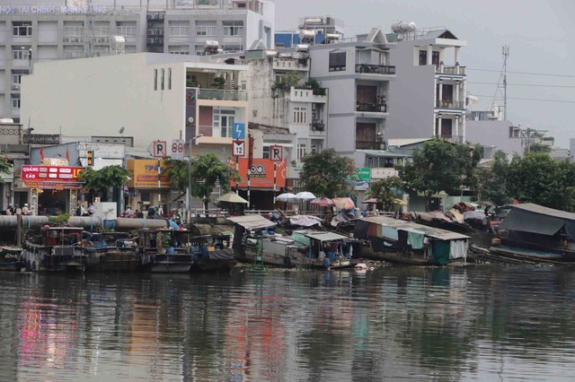 - Ảnh 4. - Ảnh 4.