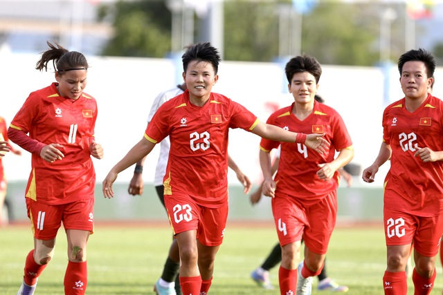 ‘Bất quá tam’ của đội tuyển nữ Việt Nam trước Philippines- Ảnh 1. ‘Bất quá tam’ của đội tuyển nữ Việt Nam trước Philippines- Ảnh 1.