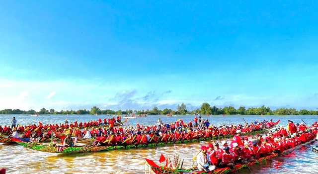 Phát triển giáo dục đồng bào dân tộc ở An Giang- Ảnh 3. Phát triển giáo dục đồng bào dân tộc ở An Giang- Ảnh 3.