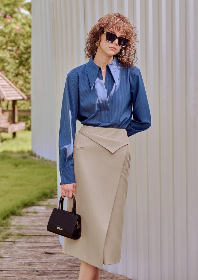 Sơ mi công sở và những phong cách mới mẻ từ văn phòng đến đường phố- Ảnh 1.