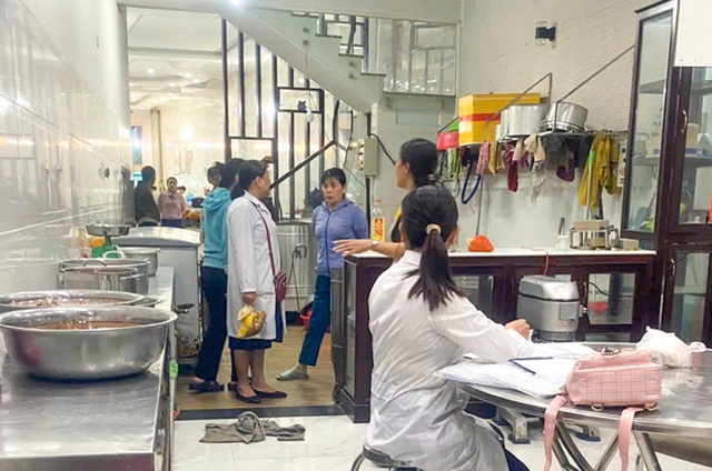 - Ảnh 1. - Ảnh 1.