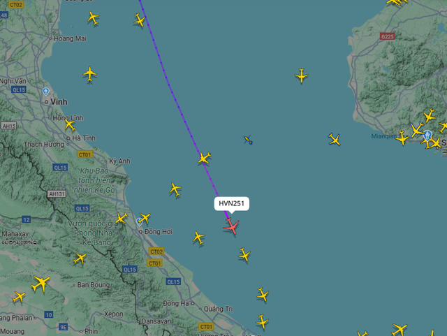 Hé lộ hình ảnh máy bay chuẩn bị 'xông đất' sân bay Long Thành chiều nay- Ảnh 3. Hé lộ hình ảnh máy bay chuẩn bị 'xông đất' sân bay Long Thành chiều nay- Ảnh 3.