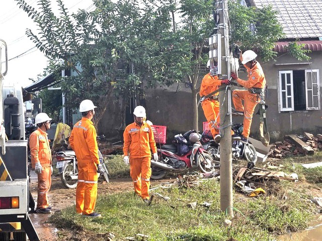 PC Lâm Đồng triển khai nhiều hoạt động tri ân khách hàng năm 2025- Ảnh 2. PC Lâm Đồng triển khai nhiều hoạt động tri ân khách hàng năm 2025- Ảnh 2.